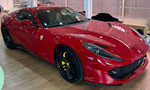 Siêu phẩm mui trần Ferrari 812 GTS về Việt Nam, giá dự kiến không dưới 20 tỷ đồng?