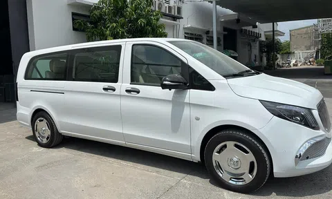 Chiêm ngưỡng Mercedes-Benz V-Class độ Maybach tại đại lý, giá cao nhất đến hơn 3,6 tỷ đồng