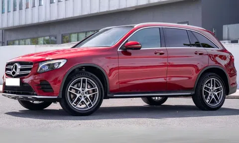 Lăn bánh 6 năm, xe sang Mercedes-Benz GLC 300 2018 rao bán giá ngang Honda CR-V