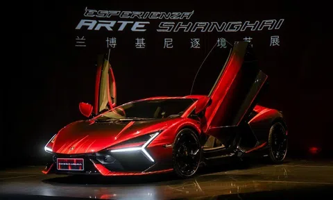 Vén màn siêu xe Lamborghini Revuelto Opera Unica độc nhất vô nhị