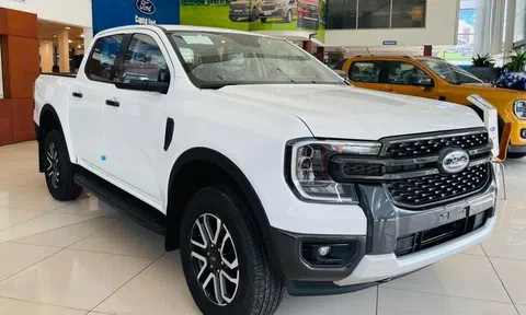 Ford Ranger ‘gồng gánh’ phân khúc bán tải, đạt doanh số kỷ lục gần 2.000 xe