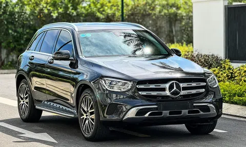 Vừa lướt 10.000 km, Mercedes Benz GLC 2022 đã khấu hao tới vài trăm triệu đồng