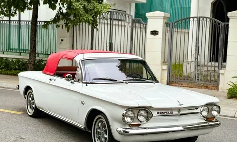 Chevrolet Corvair mui trần 62 tuổi bất ngờ rao bán với mức giá hơn 2,2 tỷ đồng