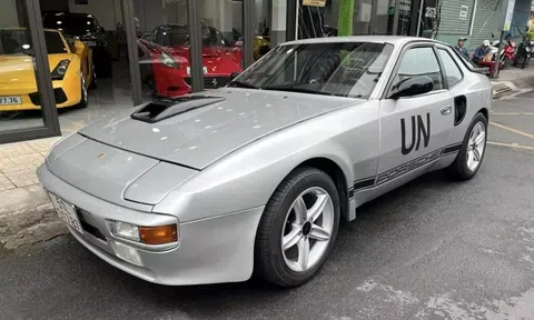 Cận cảnh hàng hiếm Porsche 944 của 'vua cà phê' Việt Nam