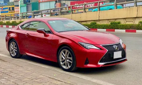 Mới chạy 9.000 km, Lexus RC 300 2019 rao bán chưa đầy 2 tỷ đồng