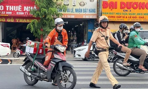 Loạt lỗi vi phạm khiến chủ điều khiển ô tô, xe máy bị tước bằng lái đến 2 năm