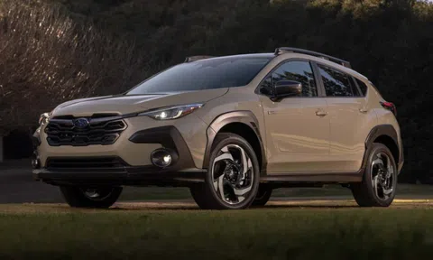 Subaru Crosstrek 2026 ra mắt phiên bản hybrid, chạy 1.000 km không cần đổ xăng