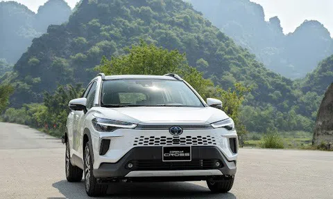 Doanh số xe hybrid tháng 1/2025: Toyota áp đảo, Corolla Cross hút khách nhất