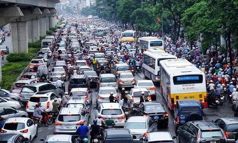 Kỳ nghỉ lễ 30/4 - 1/5 sắp khép lại: Làm sao để hành trình trở về không biến thành "ác mộng kẹt xe"?