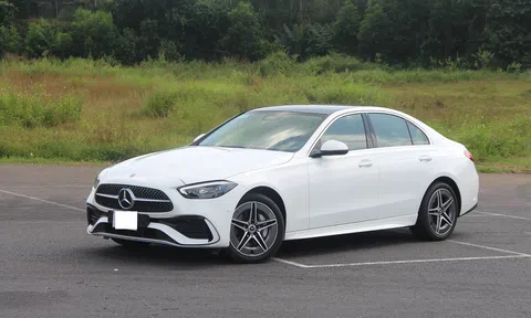 Mercedes-Benz Việt Nam nâng cấp trang bị cho C-Class, giữ nguyên giá bán