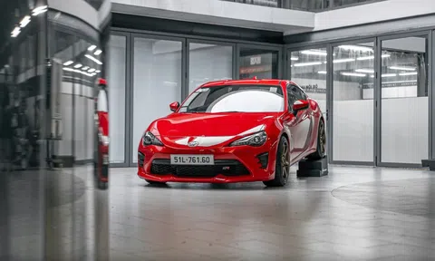 Cường 'đô-la' nói gì sau khi cầm lái Toyota 86 sau màn lột xác ấn tượng?