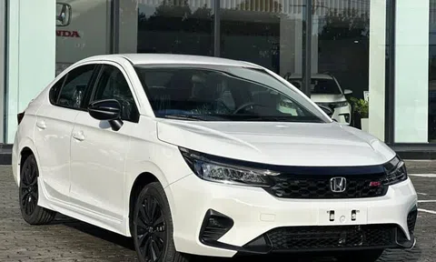 Xe gầm thấp nhạt nhòa trong cuộc đua doanh số tháng 4/2025