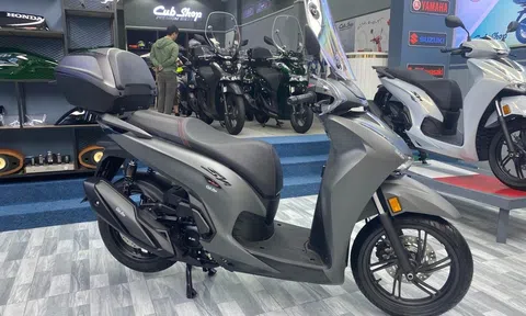 Những chiếc xe ga Honda SH 350i 2025 nhập Ý đầu tiên về Việt Nam, giá bán vẫn là ẩn số