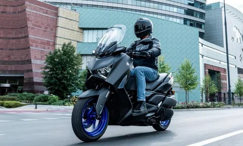 Yamaha XMAX 300 thế hệ mới "rục rịch" ra mắt Việt Nam: Thiết kế thể thao, trang bị vượt trội