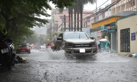 Cẩm nang phòng tránh thiệt hại cho ô tô trong mùa mưa bão