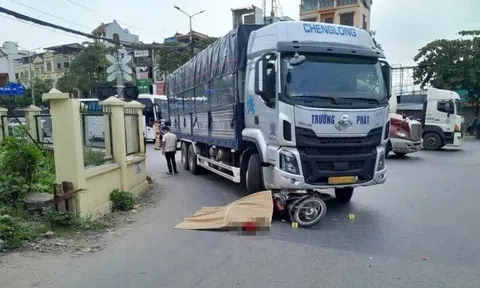 Vượt đầu xe tải tại nút giao, nữ sinh bị cán tử vong: Đừng chủ quan với "điểm mù"!