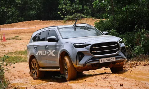 Không nâng cấp động cơ, Isuzu mu-X 2025 có đang tự thu hẹp cơ hội?