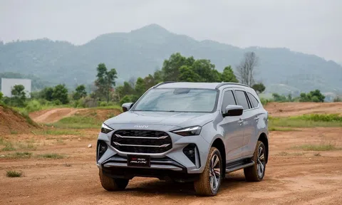 Chênh nhau hơn 300 triệu, 5 phiên bản Isuzu mu-X 2025 khác gì nhau và nên chọn bản nào?
