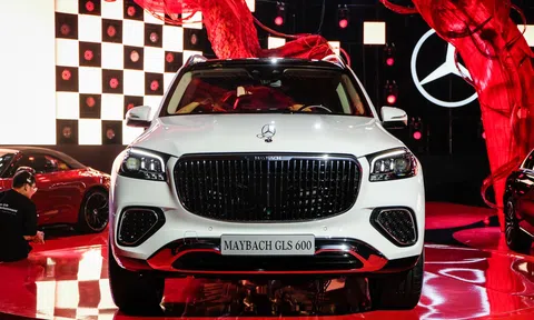 Mercedes-Maybach GLS 600 bản nâng cấp trình làng khách Việt: Giá tăng nhẹ, thêm nhiều option đẳng cấp
