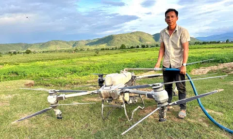 Chân dung anh nông dân ở Gia Lai dùng máy bay không người lái cứu hai em nhỏ giữa dòng nước xiết