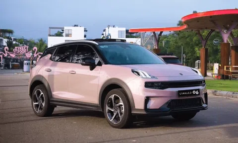 SUV đô thị Lynk & Co 06 Core Plus ra mắt tại Việt Nam: Giá bán cạnh tranh, cắt giảm ADAS