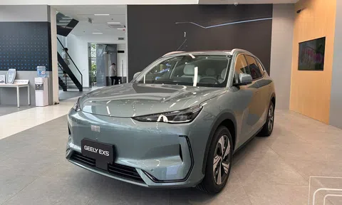 Geely Monjaro và EX5 sắp ra mắt tại Việt Nam: SUV cỡ D đấu Santa Fe, xe điện "so găng" Atto 3