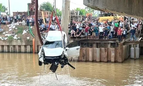 Ô tô lao xuống sông sau va chạm liên hoàn, 3 người thiệt mạng: Tạm giữ hình sự tài xế