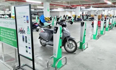 Trước thềm cấm xe máy xăng, Hà Nội sẽ chuẩn hóa hệ thống trạm sạc, đổi pin cho xe điện