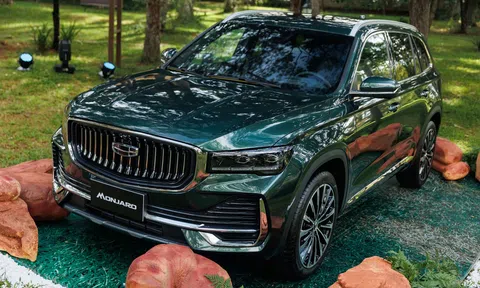 Mục sở thị Geely Monjaro vừa ra mắt Việt Nam, giá từ 1,099 tỷ đồng đấu Hyundai Santa Fe