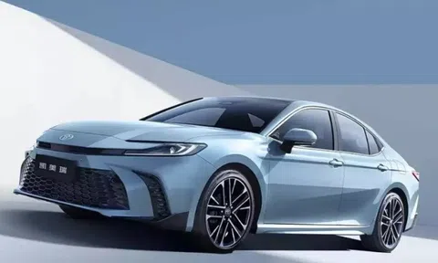 Toyota Camry 2026 bổ sung thêm phiên bản hybrid thể thao ở thị trường hàng xóm, giá quy đổi chỉ hơn 600 triệu đồng