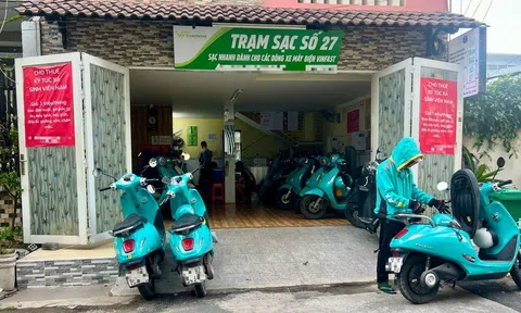 Bùng nổ mô hình quán cà phê kiêm trạm sạc xe điện: Tiện lợi nhưng tiềm ẩn hiểm họa cháy nổ