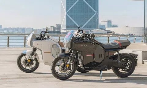 Honda E-VO và Sundiro DM8B - Hai mẫu xe máy điện mới sắp được nhập về Việt Nam