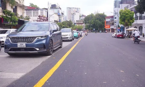 Đường phố Hà Nội thay đổi giao diện, chuẩn bị đại lễ 2/9