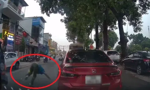 Hà Nội: Va chạm giữa xe tải và người đi bộ sang đường, ai đúng, ai sai?