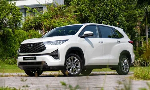 Toyota Innova Cross tiếp tục dẫn đầu doanh số xe hybrid tháng 7/2025