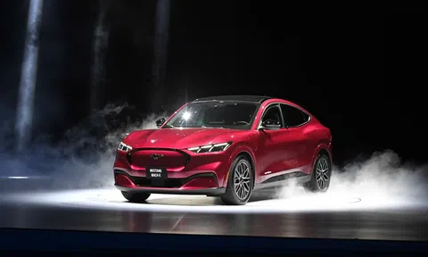 Mustang Mach-E – Mẫu xe điện đầu tiên của Ford tại Việt Nam chính thức trình làng