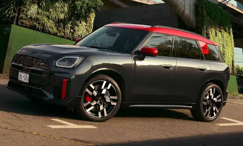 Soi kỹ Mini John Cooper Works Countryman ALL4 - SUV hiệu năng cao giá gần 2,8 tỷ đồng