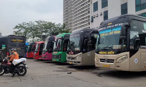 Hà Nội cao điểm dịp 2/9: Đi xe khách xem diễu binh, hành khách cần chuẩn bị gì?
