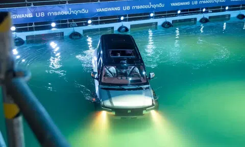 Xe điện có thực sự "an toàn" khi lội nước? Khả năng thực tế và những điều người dùng cần biết