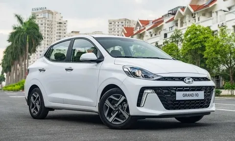 Ô tô máy xăng giá rẻ chạm đáy doanh số, xe Hàn đứng trước nguy cơ thất thế