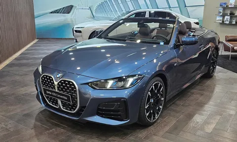 BMW 430i Convertible 2025 chốt giá 3,399 tỷ đồng: Mui mềm gọn nhẹ, nhiều công nghệ mới