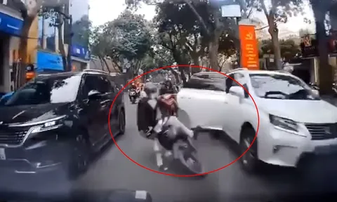 Hậu quả khó lường từ thói quen mở cửa ô tô ẩu mà nhiều người hay mắc phải