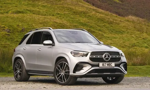 Đại lý báo nhận cọc Mercedes-Benz GLE 400e: Chạy thuần điện gần 100 km/sạc, dự giao xe tháng 11