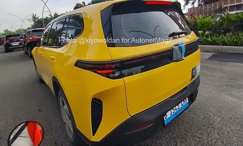 Bàn giao khách Việt chưa lâu, MPV điện VinFast Limo Green đã được bắt gặp chạy thử tại Indonesia