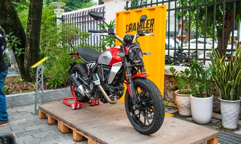 Ducati cùng nhà phân phối mới ra mắt khách hàng tại Hà Nội: Giá xe giảm đáng kể, bảo hành không giới hạn km