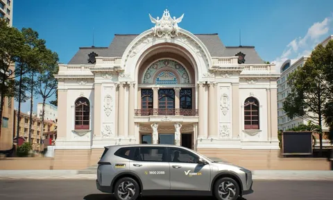 VinFast Limo Green gia nhập dịch vụ taxi điện 7 chỗ Xanh SM Limo, nhận diện bằng hai màu riêng biệt