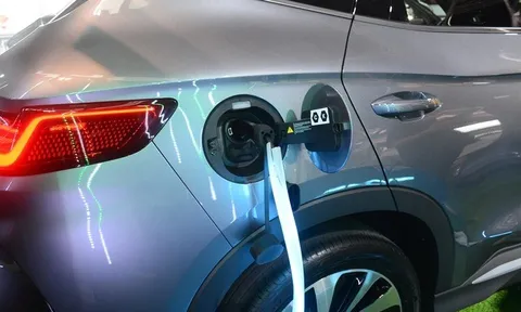Xe hybrid cắm sạc có thực sự "xanh" như quảng bá của các hãng ô tô?
