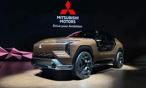 Mitsubishi Elevance Concept ra mắt tại Nhật Bản: SUV hybrid "biết chiều" người ngồi bên trong