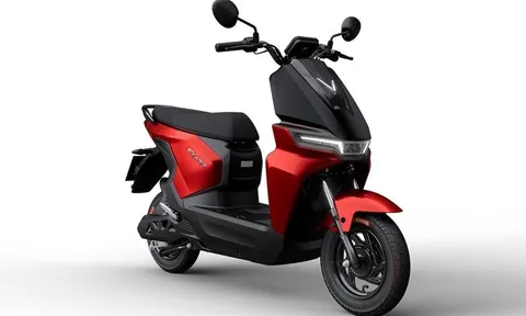 VinFast ZGoo và Flazz ra mắt khách Việt: Xe máy điện giá rẻ dành cho học sinh, chạy tối đa 135 km/sạc