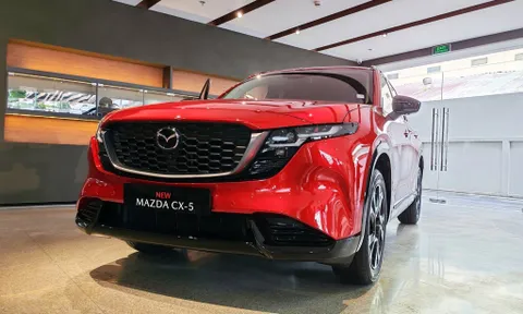 Mazda CX-5 thế hệ mới lần đầu xuất hiện tại Việt Nam: Dự kiến bán ra từ tháng 11/2026, giá vẫn là ẩn số